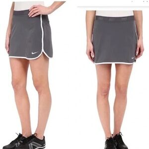 Nike Women's Golf Fringe Skort‎ size XL